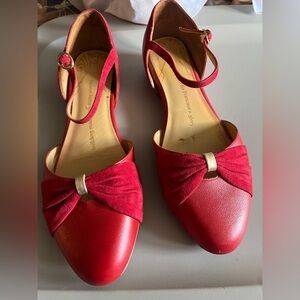 Charlie Stone Flats